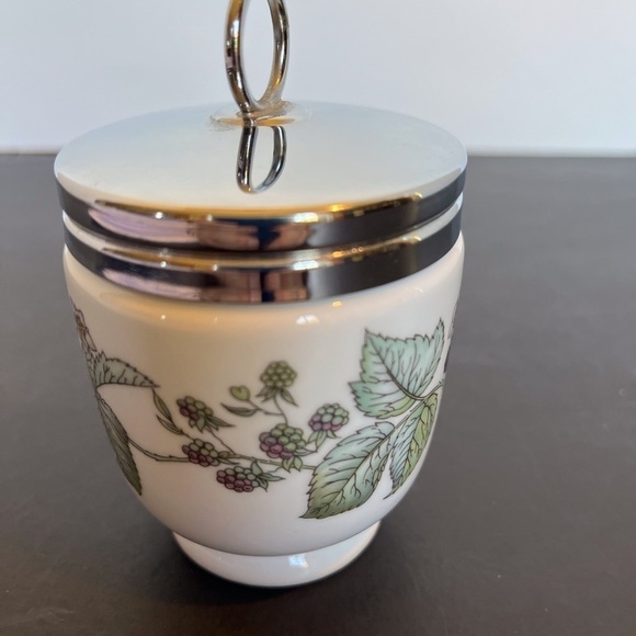 Royal Worcester Large Double Egg Coddler with timeless Blackberry Pattern - Picture 4 of 10